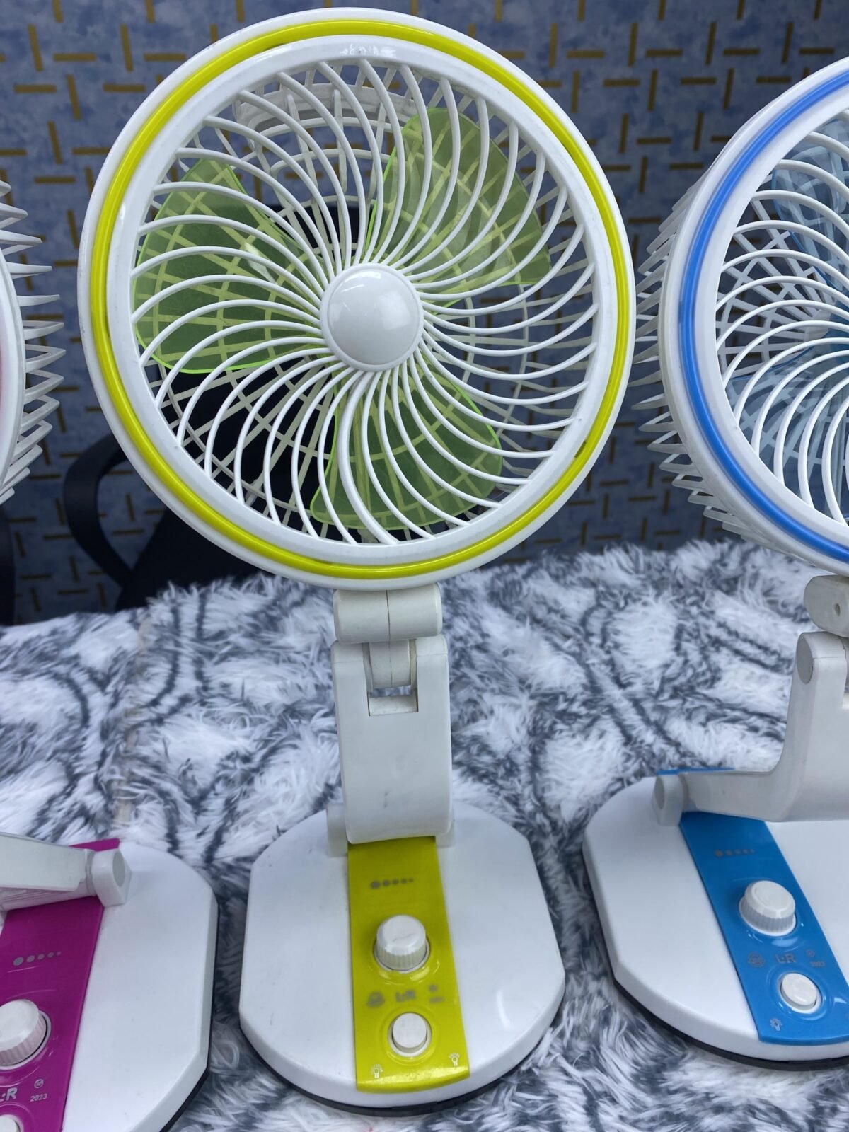 Led light folding fan (lr) - Image 5